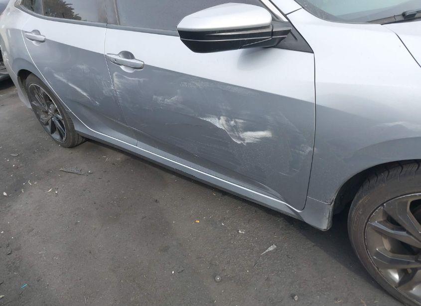 Photo 17 of 2019 Honda Civic SPORT (VIN 2HGFC2F80KH502694)