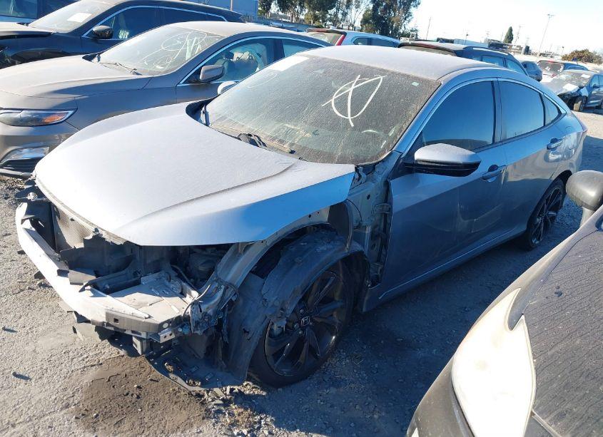 Photo 2 of 2019 Honda Civic SPORT (VIN 2HGFC2F80KH502694)