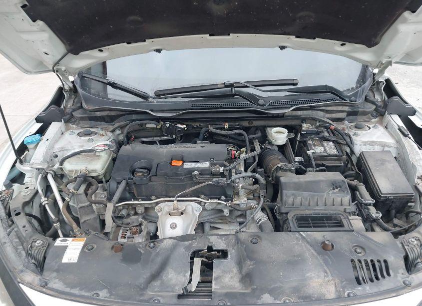 Photo 10 of 2019 Honda Civic SPORT (VIN 2HGFC2F80KH509144)