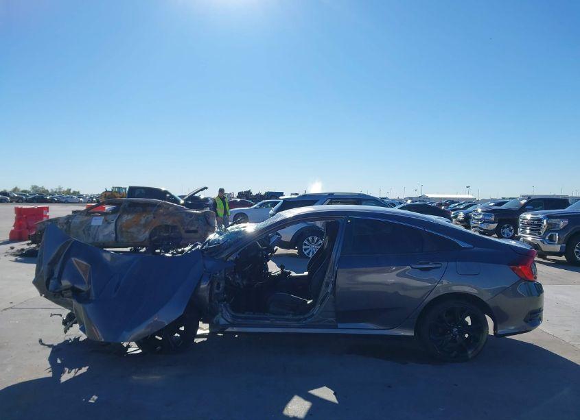 Photo 15 of 2019 Honda Civic SPORT (VIN 2HGFC2F80KH510553)