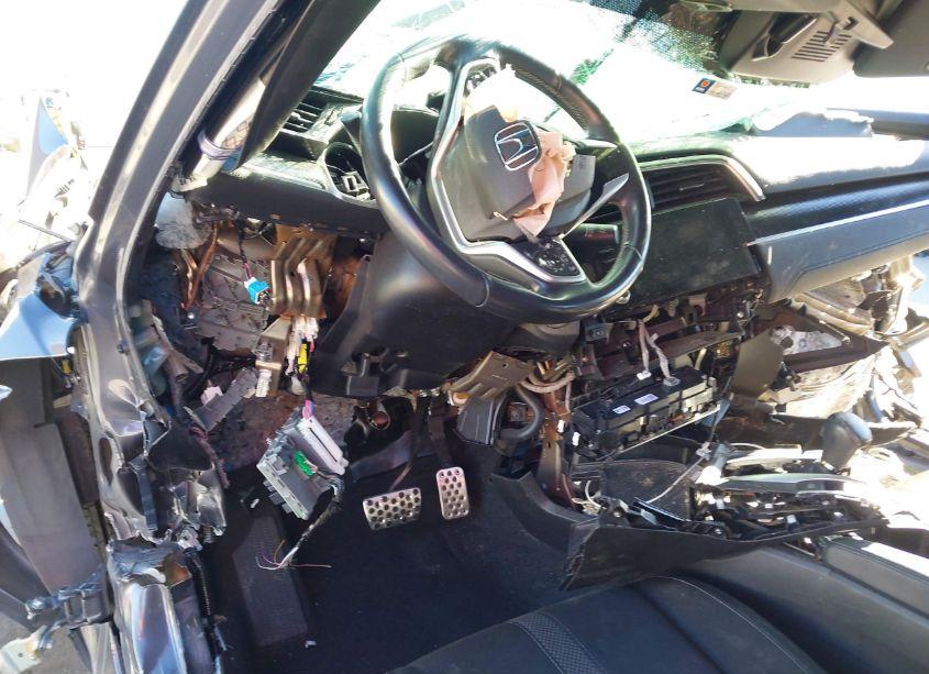 Photo 19 of 2019 Honda Civic SPORT (VIN 2HGFC2F80KH510553)