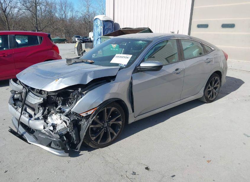 Photo 2 of 2019 Honda Civic SPORT (VIN 2HGFC2F80KH537963)