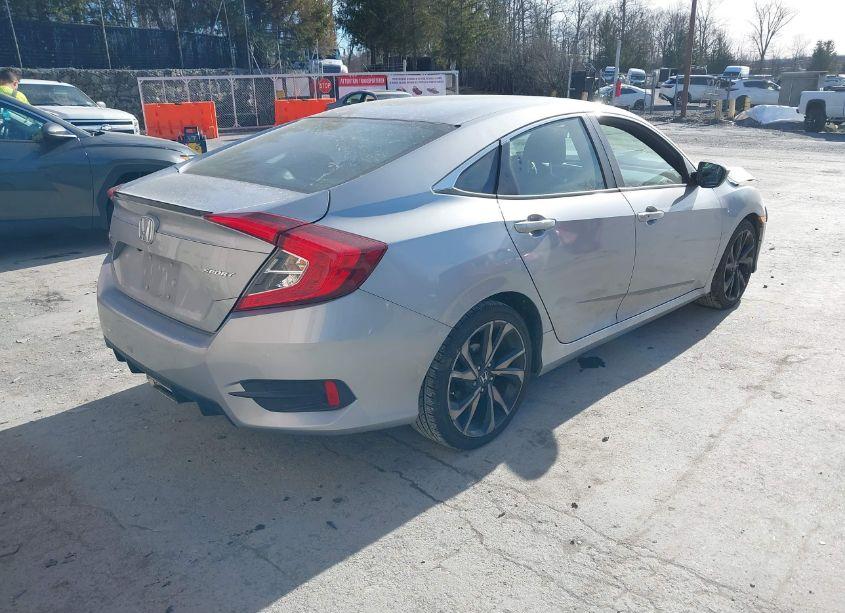 Photo 4 of 2019 Honda Civic SPORT (VIN 2HGFC2F80KH537963)