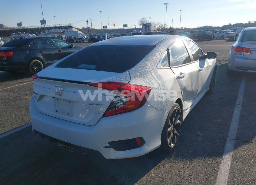 Photo 4 of 2019 Honda Civic SPORT (VIN 2HGFC2F80KH538756)