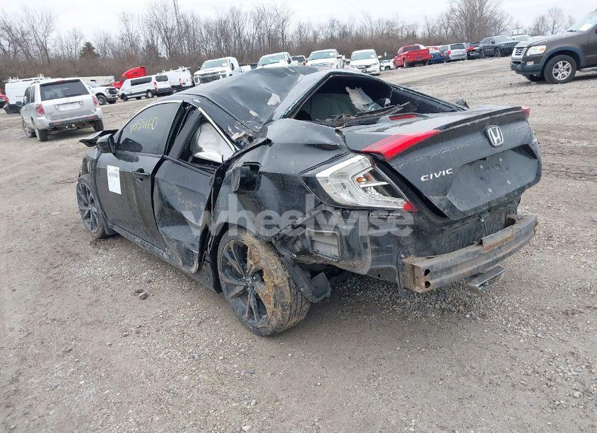 Photo 3 of 2019 Honda Civic SPORT (VIN 2HGFC2F80KH545853)