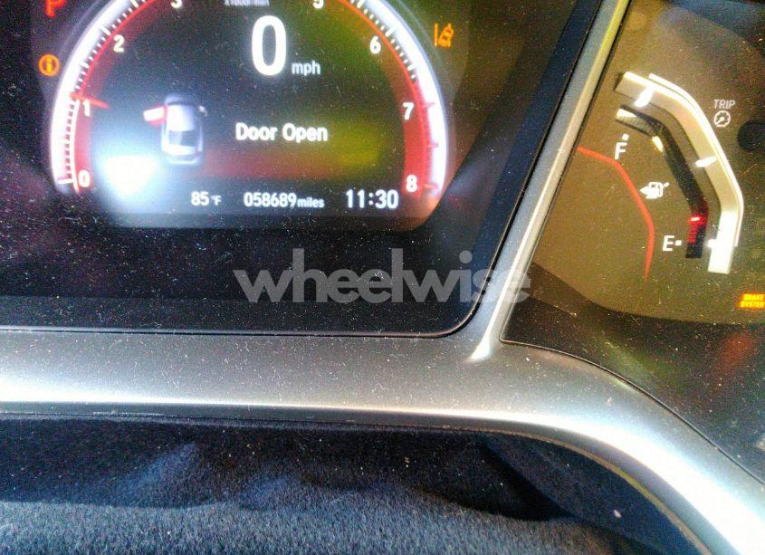 Photo 15 of 2019 Honda Civic SPORT (VIN 2HGFC2F80KH560305)