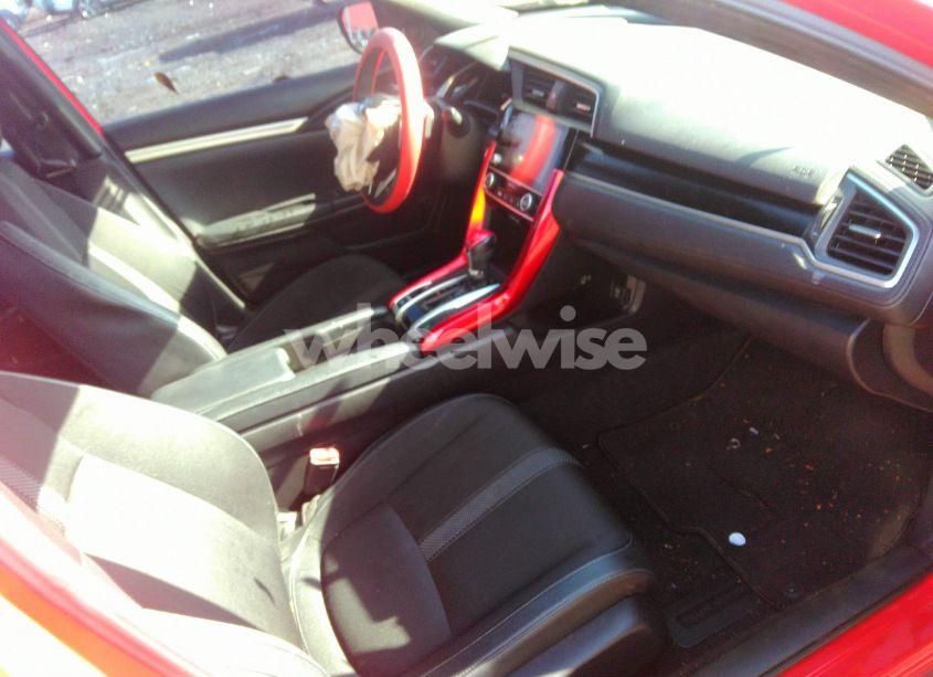 Photo 5 of 2019 Honda Civic SPORT (VIN 2HGFC2F80KH560305)