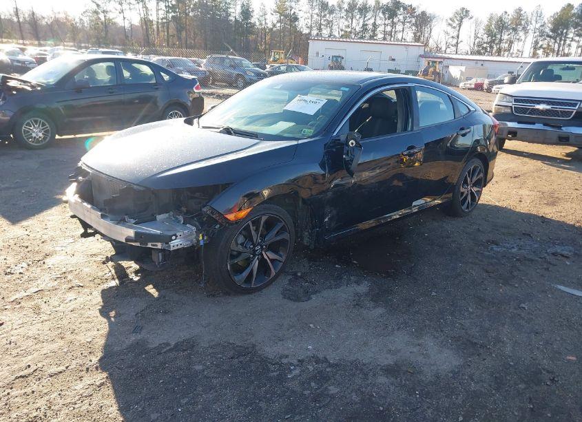 Photo 2 of 2019 Honda Civic SPORT (VIN 2HGFC2F80KH569862)