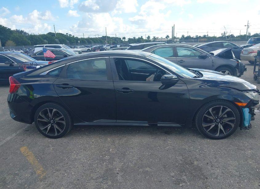 Photo 13 of 2019 Honda Civic SPORT (VIN 2HGFC2F80KH572678)