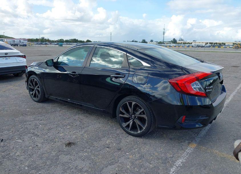 Photo 3 of 2019 Honda Civic SPORT (VIN 2HGFC2F80KH572678)