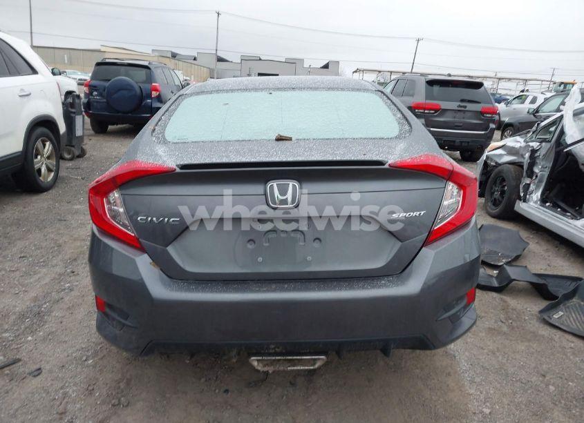 Photo 16 of 2019 Honda Civic SPORT (VIN 2HGFC2F80KH588640)
