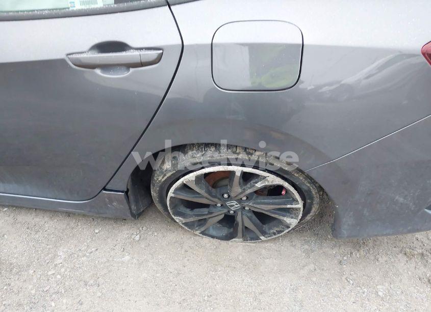 Photo 6 of 2019 Honda Civic SPORT (VIN 2HGFC2F80KH588640)