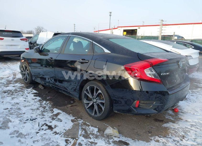 Photo 3 of 2020 Honda Civic SPORT (VIN 2HGFC2F80LH515771)