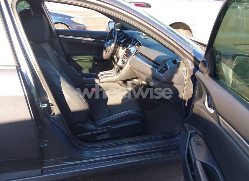 Photo 5 of 2020 Honda Civic SPORT (VIN 2HGFC2F80LH529119)