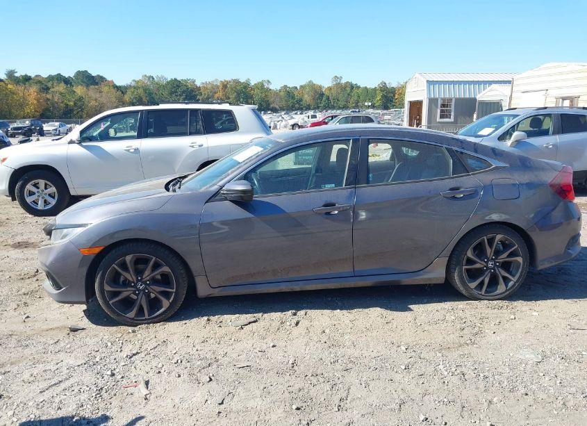 Photo 14 of 2020 Honda Civic SPORT (VIN 2HGFC2F80LH568180)