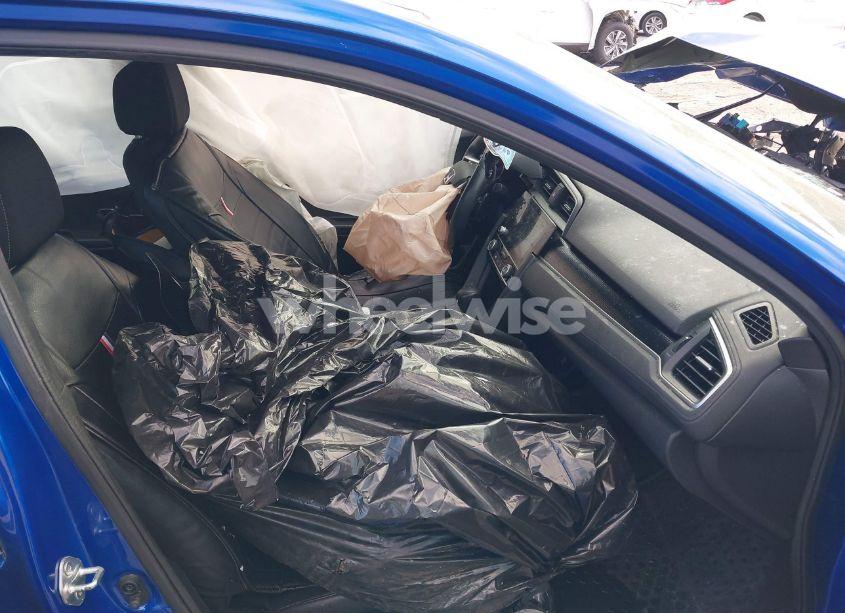 Photo 5 of 2020 Honda Civic SPORT (VIN 2HGFC2F80LH569913)