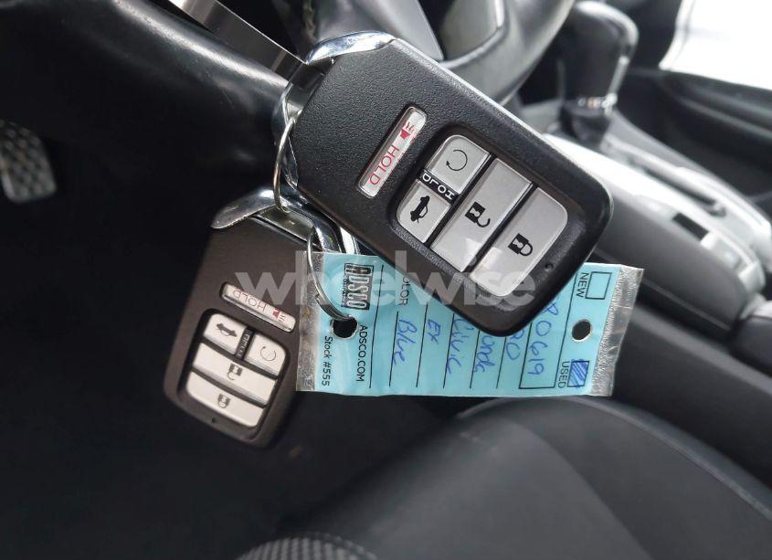 Photo 11 of 2020 Honda Civic SPORT (VIN 2HGFC2F80LH580619)