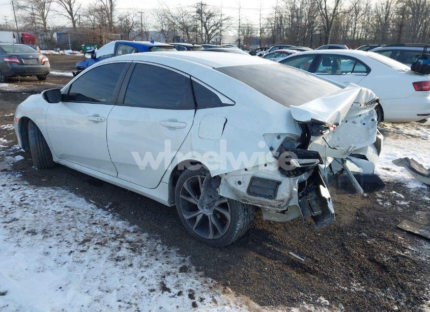 Photo 3 of 2021 Honda Civic SPORT (VIN 2HGFC2F80MH502343)