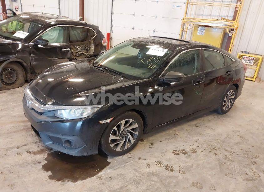 Photo 2 of 2016 Honda Civic EX (VIN 2HGFC2F81GH500833)