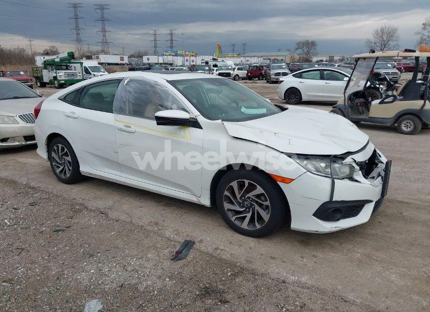 2017 Honda Civic EX (VIN 2HGFC2F81HH533154) main photo