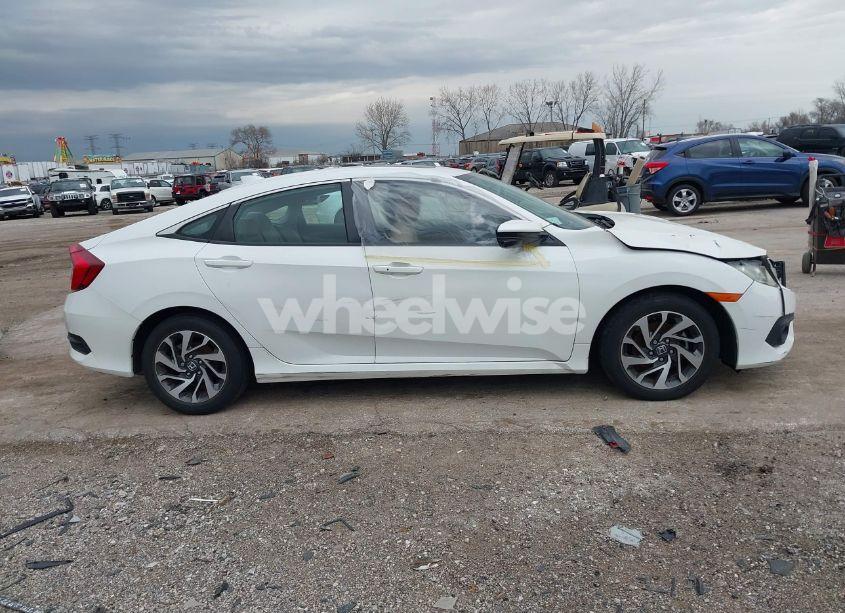 Photo 13 of 2017 Honda Civic EX (VIN 2HGFC2F81HH533154)