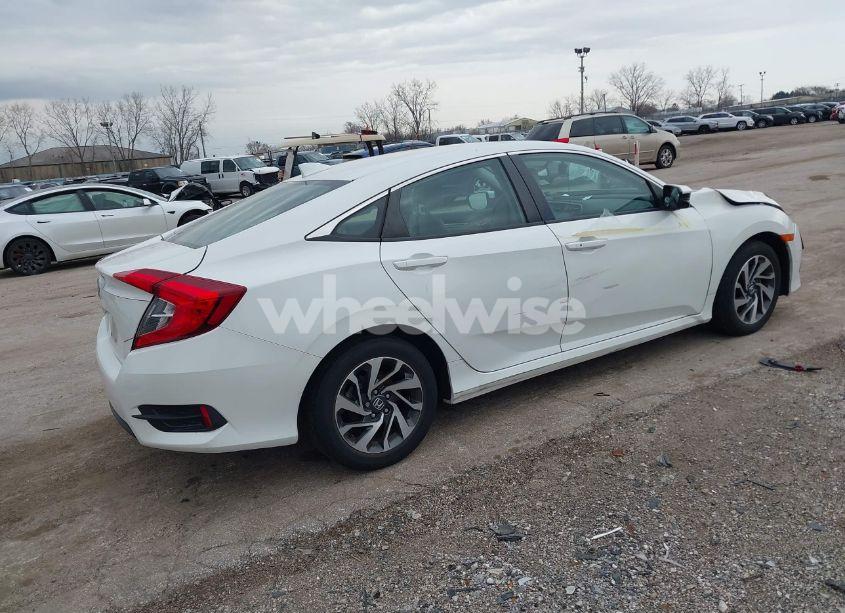Photo 4 of 2017 Honda Civic EX (VIN 2HGFC2F81HH533154)