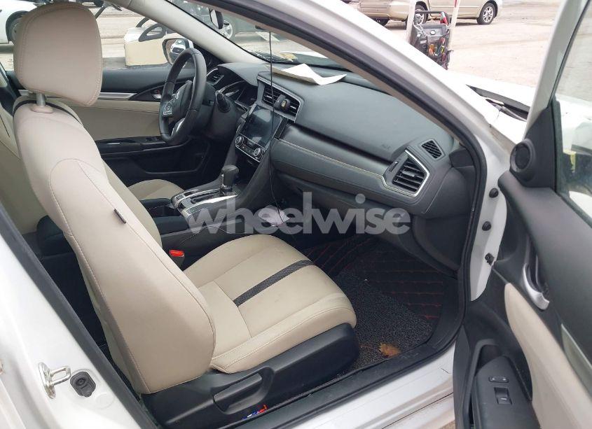 Photo 5 of 2017 Honda Civic EX (VIN 2HGFC2F81HH533154)