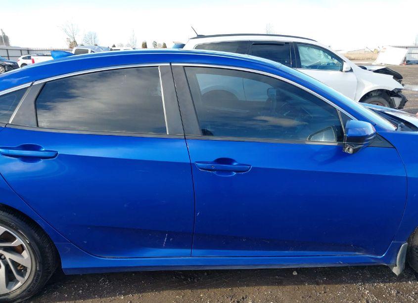 Photo 13 of 2018 Honda Civic EX (VIN 2HGFC2F81JH537842)