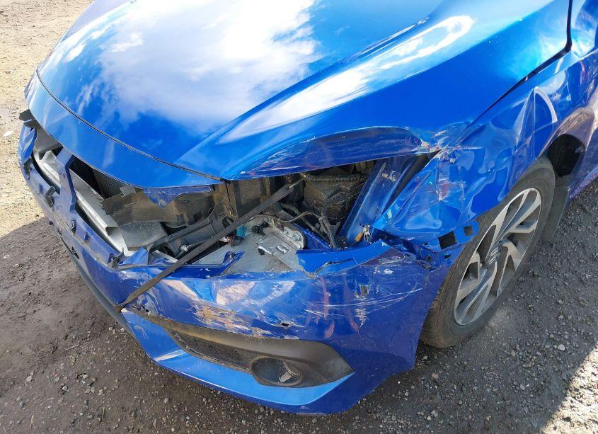 Photo 5 of 2018 Honda Civic EX (VIN 2HGFC2F81JH537842)