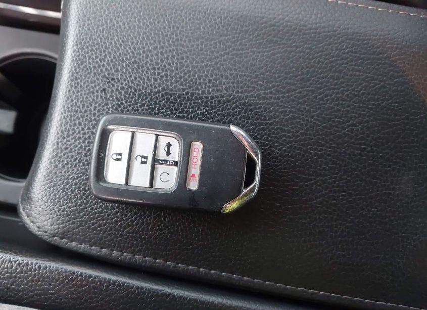 Photo 11 of 2019 Honda Civic SPORT (VIN 2HGFC2F81KH531749)