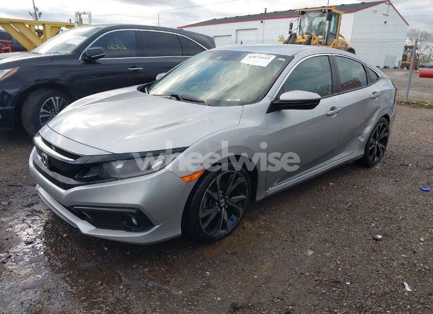 Photo 2 of 2019 Honda Civic SPORT (VIN 2HGFC2F81KH532366)