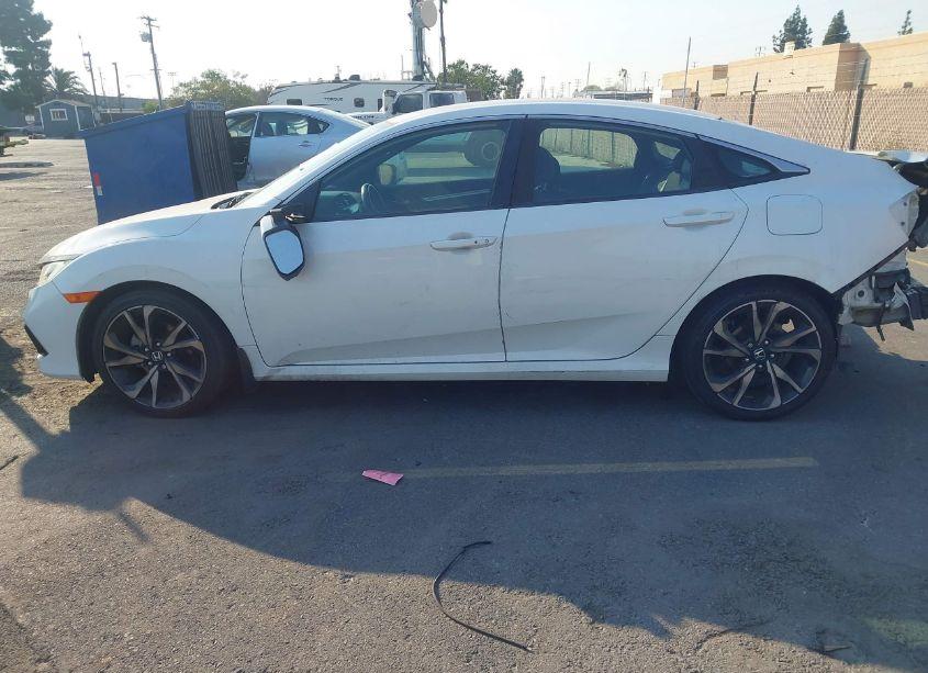 Photo 14 of 2019 Honda Civic SPORT (VIN 2HGFC2F81KH536806)