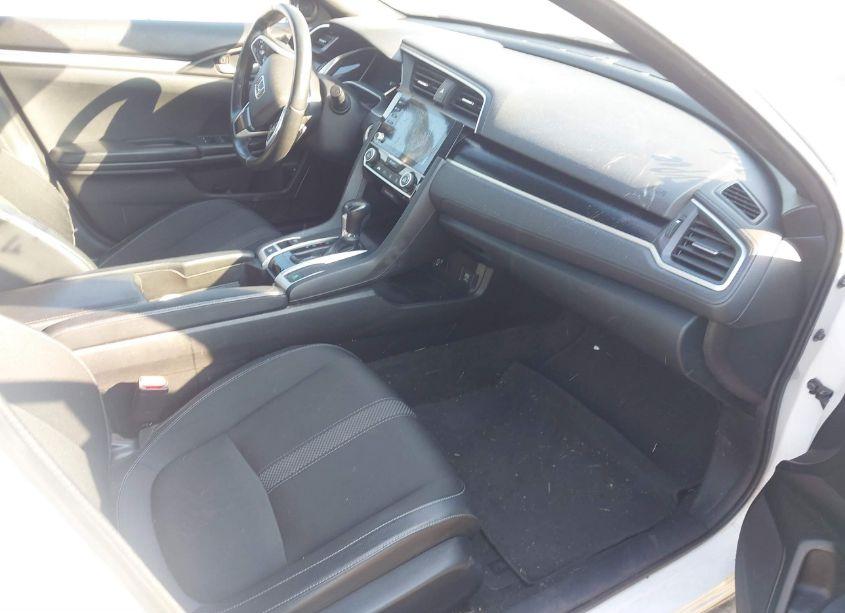 Photo 5 of 2019 Honda Civic SPORT (VIN 2HGFC2F81KH536806)