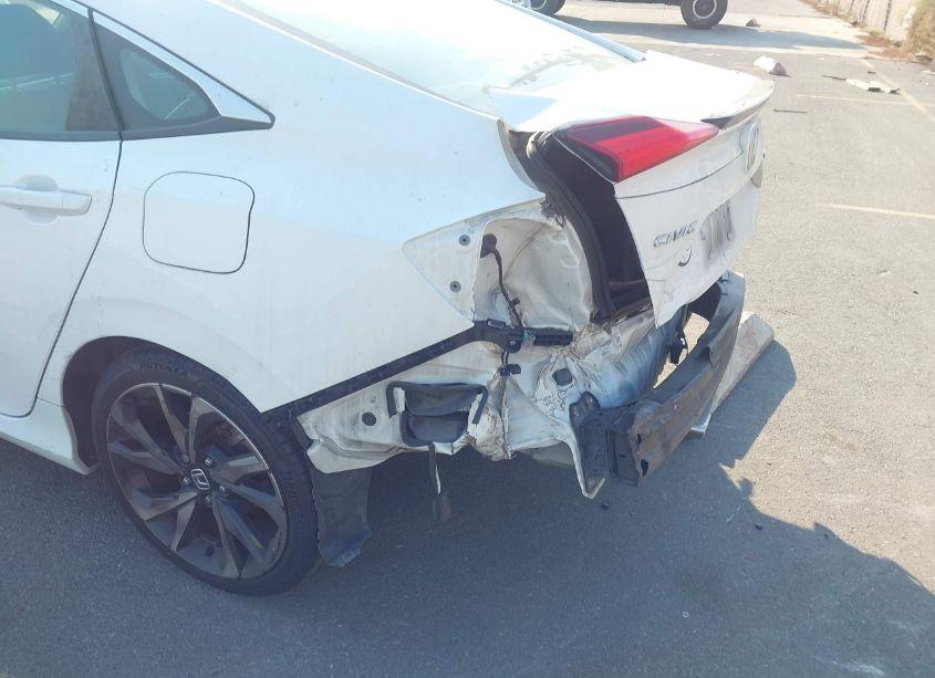 Photo 6 of 2019 Honda Civic SPORT (VIN 2HGFC2F81KH536806)