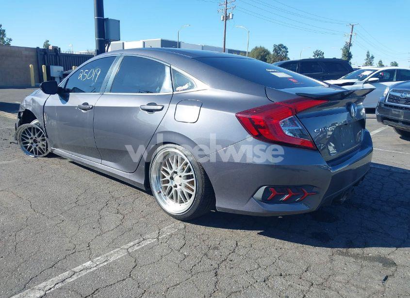 Photo 3 of 2019 Honda Civic SPORT (VIN 2HGFC2F81KH540564)