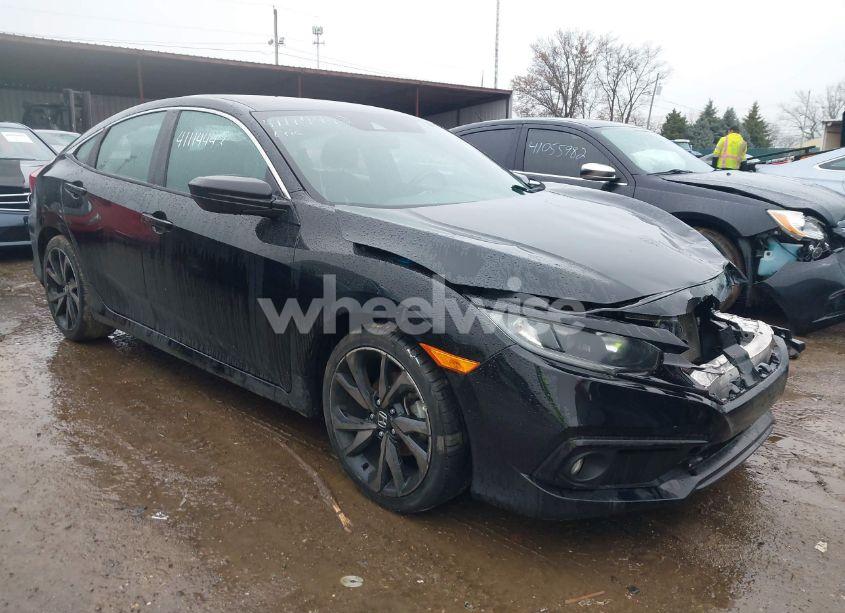 2019 Honda Civic SPORT (VIN 2HGFC2F81KH553136) main photo