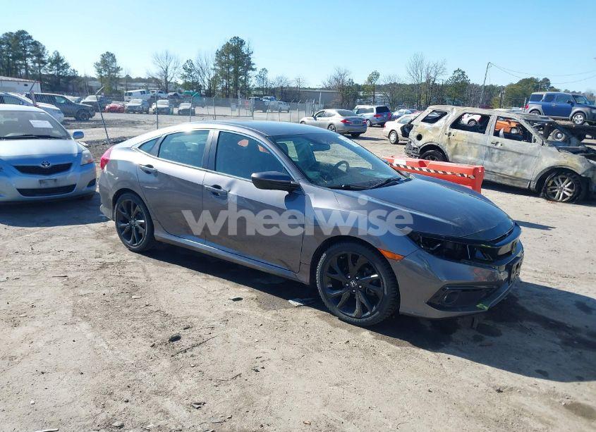 2019 Honda Civic SPORT (VIN 2HGFC2F81KH563388) main photo