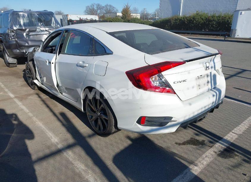 Photo 3 of 2019 Honda Civic SPORT (VIN 2HGFC2F81KH569949)