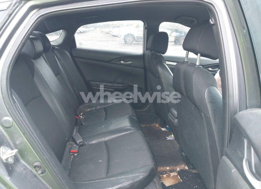 Photo 8 of 2019 Honda Civic SPORT (VIN 2HGFC2F81KH595564)