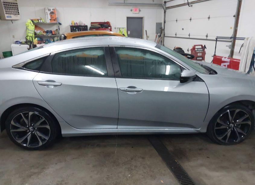 Photo 13 of 2020 Honda Civic SPORT (VIN 2HGFC2F81LH502592)