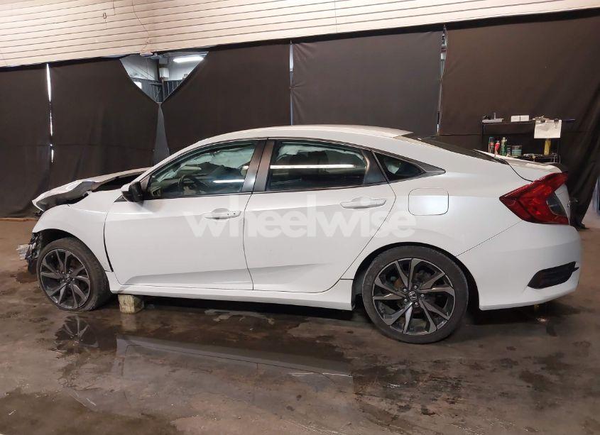 Photo 15 of 2020 Honda Civic SPORT (VIN 2HGFC2F81LH522325)