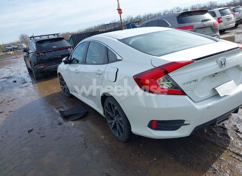 Photo 3 of 2020 Honda Civic SPORT (VIN 2HGFC2F81LH523152)