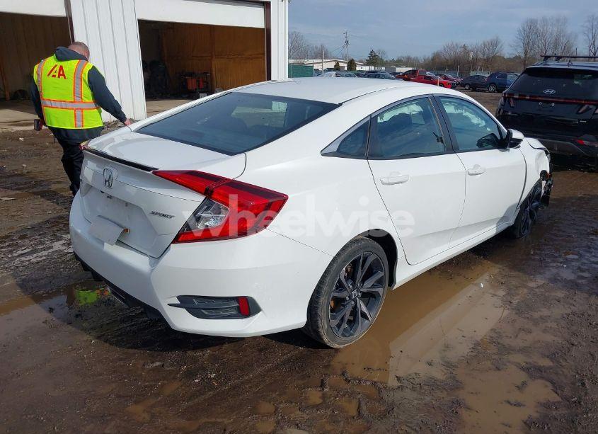 Photo 4 of 2020 Honda Civic SPORT (VIN 2HGFC2F81LH523152)