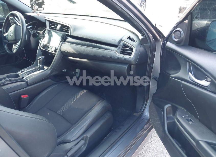 Photo 5 of 2021 Honda Civic SPORT (VIN 2HGFC2F81MH512198)