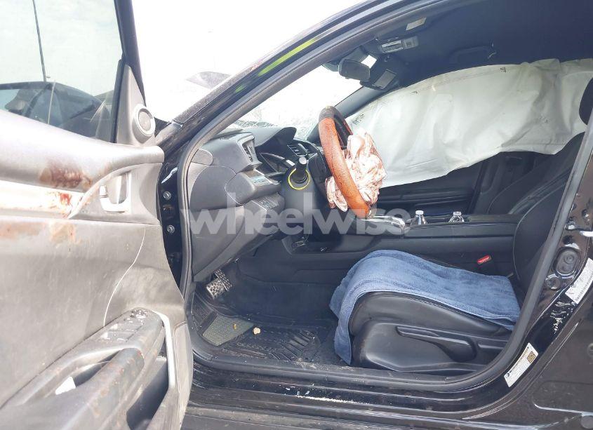 Photo 5 of 2021 Honda Civic SPORT (VIN 2HGFC2F81MH516008)