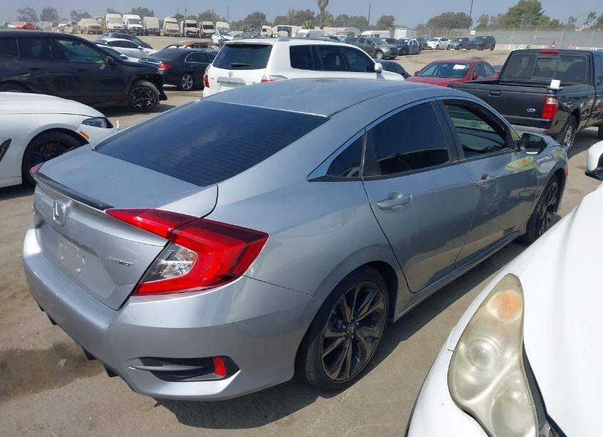 Photo 4 of 2021 Honda Civic SPORT (VIN 2HGFC2F81MH541670)