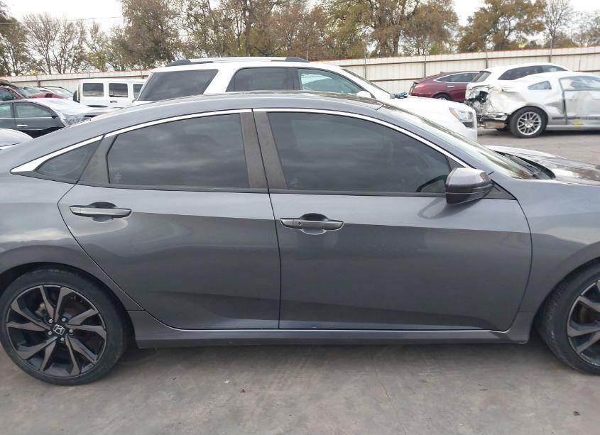 Photo 13 of 2021 Honda Civic SPORT (VIN 2HGFC2F81MH542561)