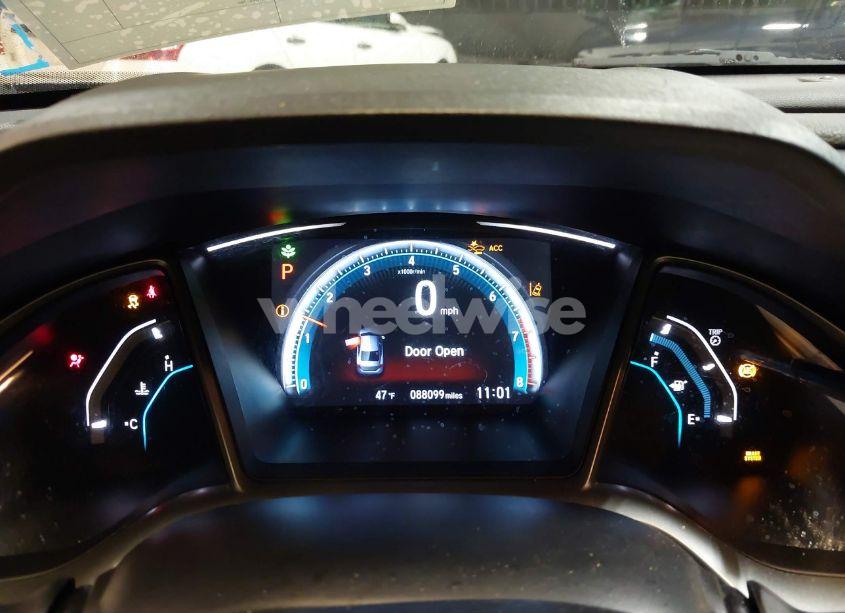 Photo 7 of 2018 Honda Civic EX (VIN 2HGFC2F82JH592719)