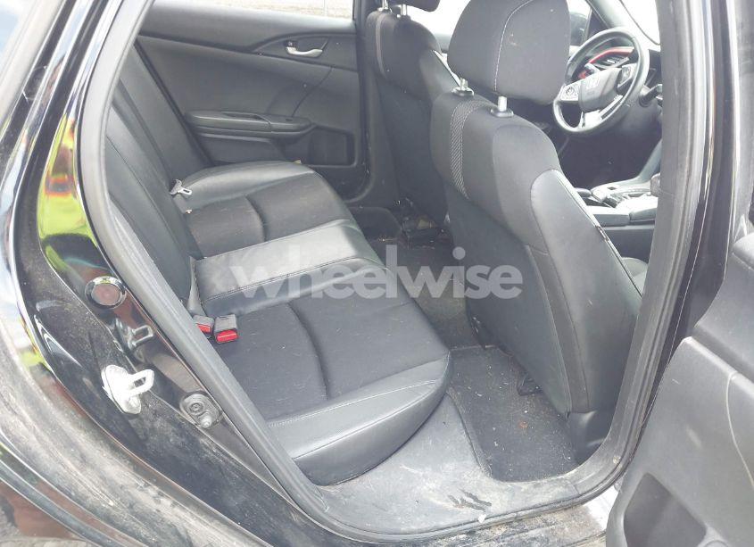 Photo 8 of 2019 Honda Civic SPORT (VIN 2HGFC2F82KH503510)