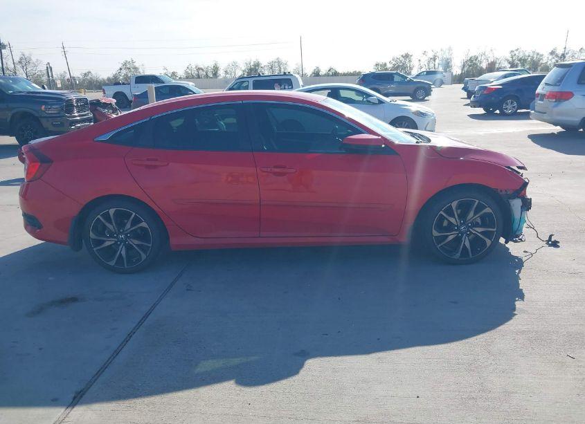 Photo 13 of 2019 Honda Civic SPORT (VIN 2HGFC2F82KH510196)